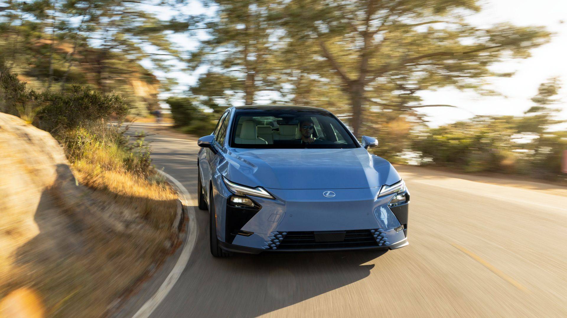 2026 Lexus ES Hybrid vs. EV: Which One Should You Buy?