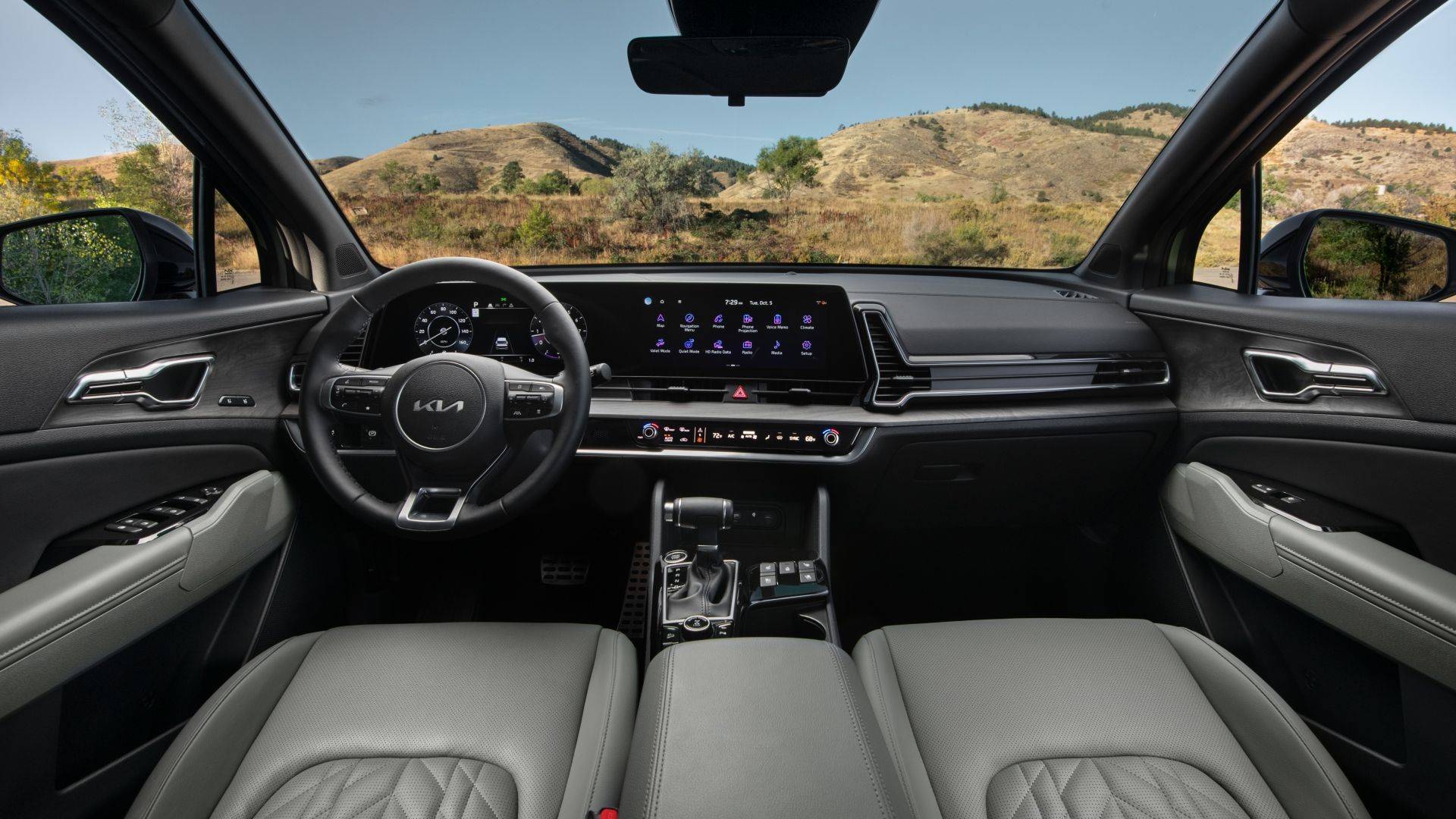 Dashboard and screen layout in the 2023 Kia Sportage X-Pro