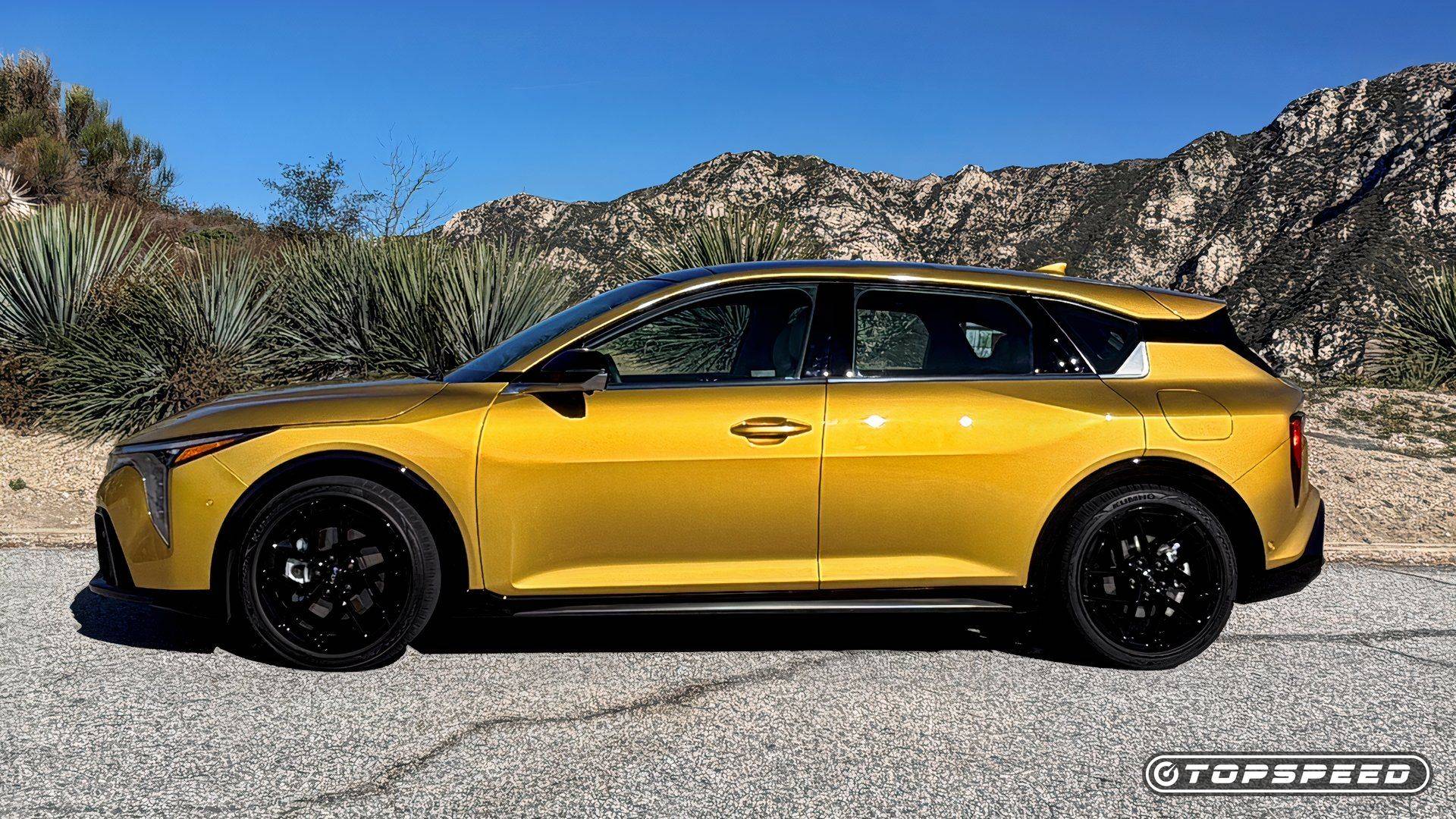 2026 Kia K4 Hatchback side profile