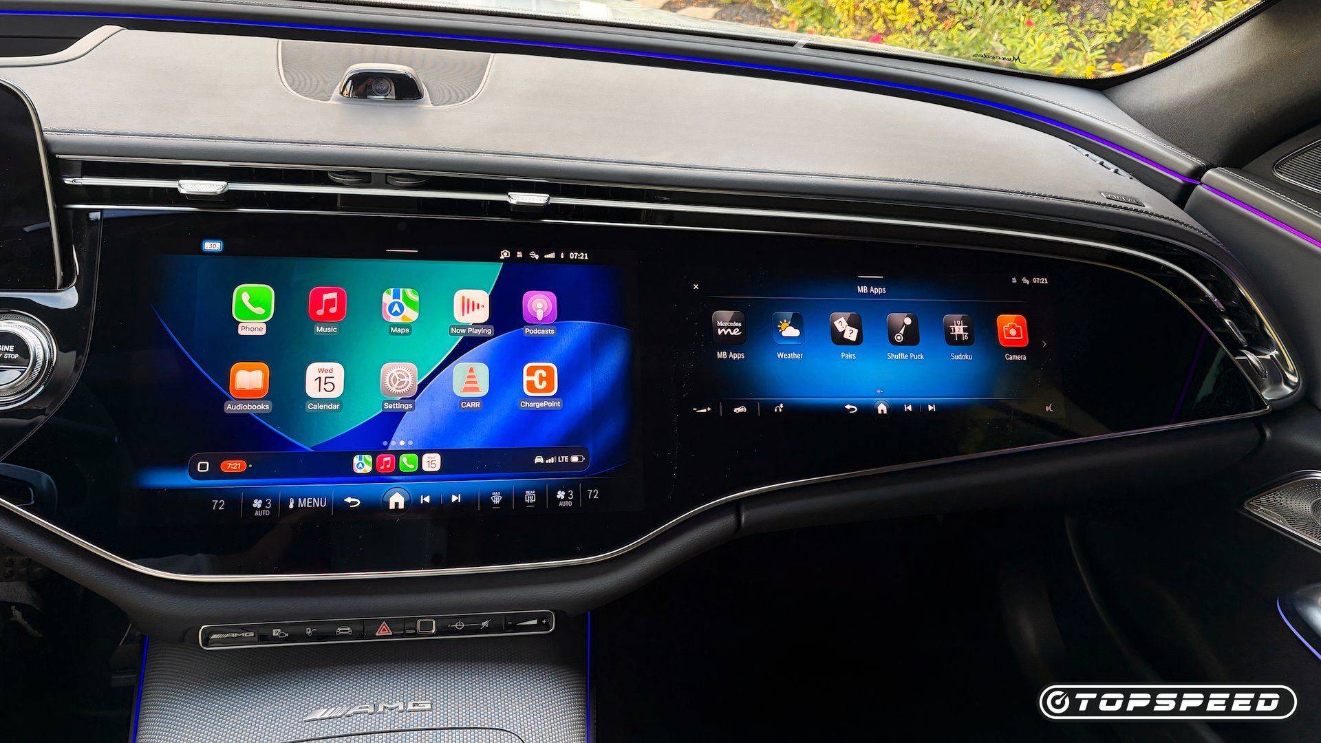 Digital dashboard and technology display in the 2026 Mercedes-AMG E 53 Hybrid Wagon