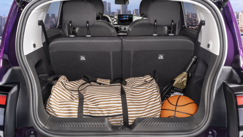Nissan Pixo boot space with rear seats upright and luggage