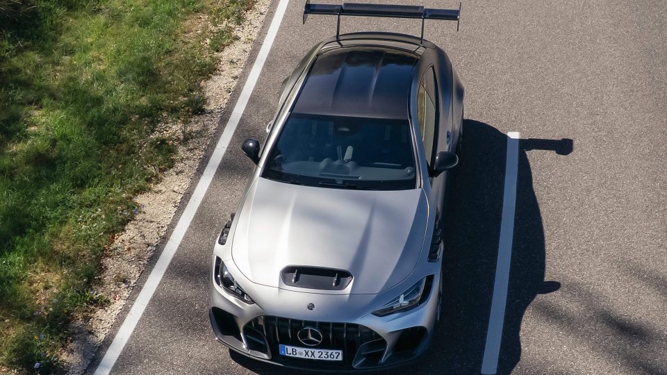 Overhead view of the Mercedes-AMG CLE 646 Spezialanfertigung with its large rear wing