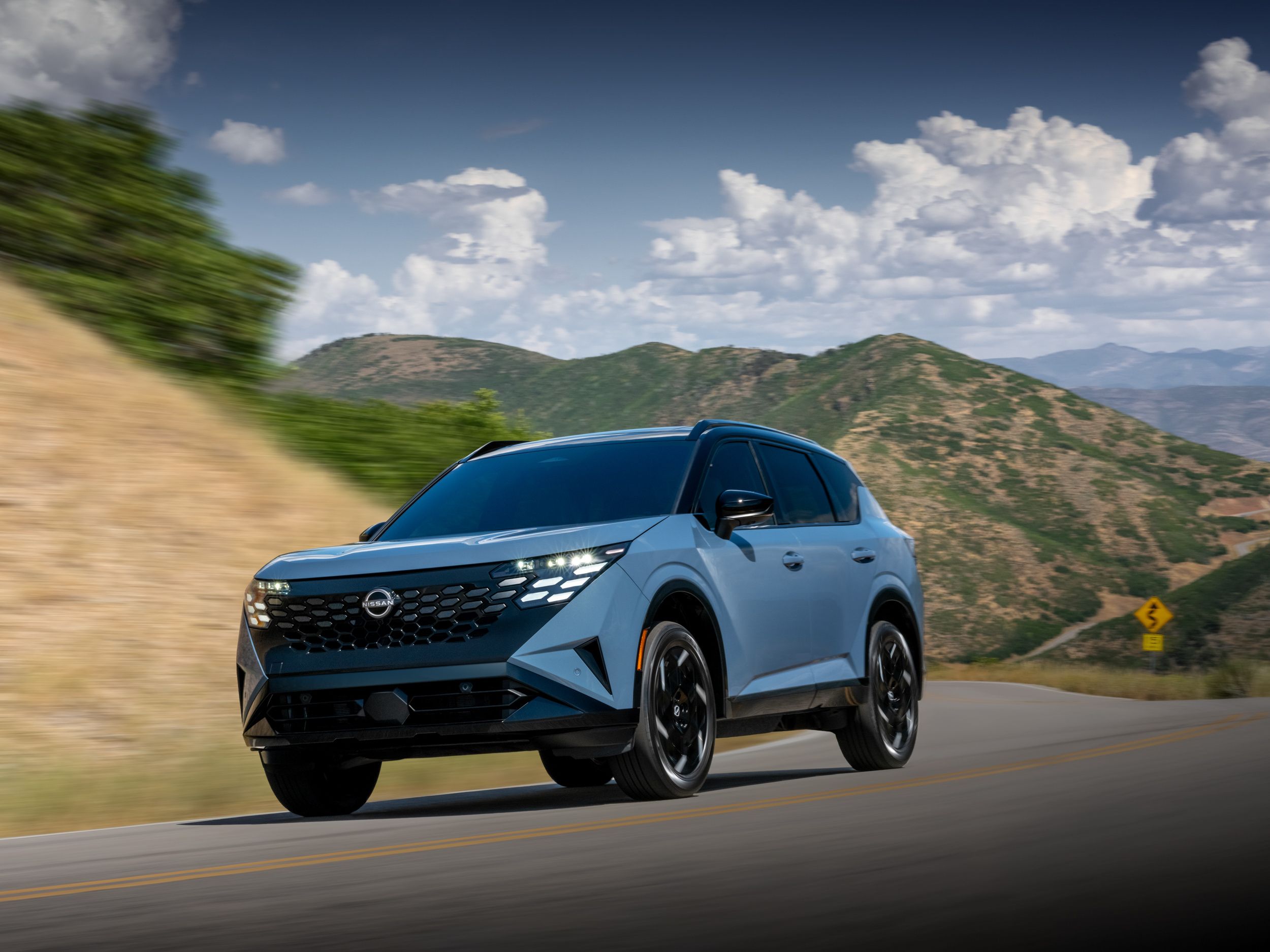 2027 Nissan Rogue Hybrid Has A Gas Engine That Never Drives The Wheels