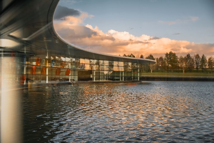 McLaren Technology Centre in Woking beside its reflecting pool